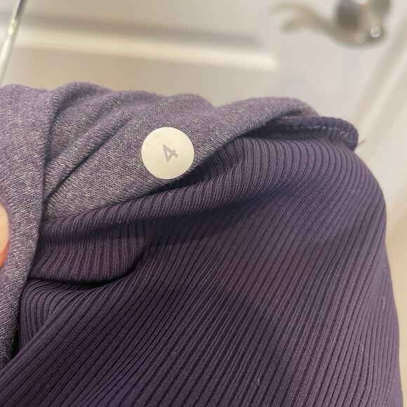 Lululemon Dance Studio Jacket III Reversible Black Grape Thumbhole Sleeves 4 - Picture 7 of 9